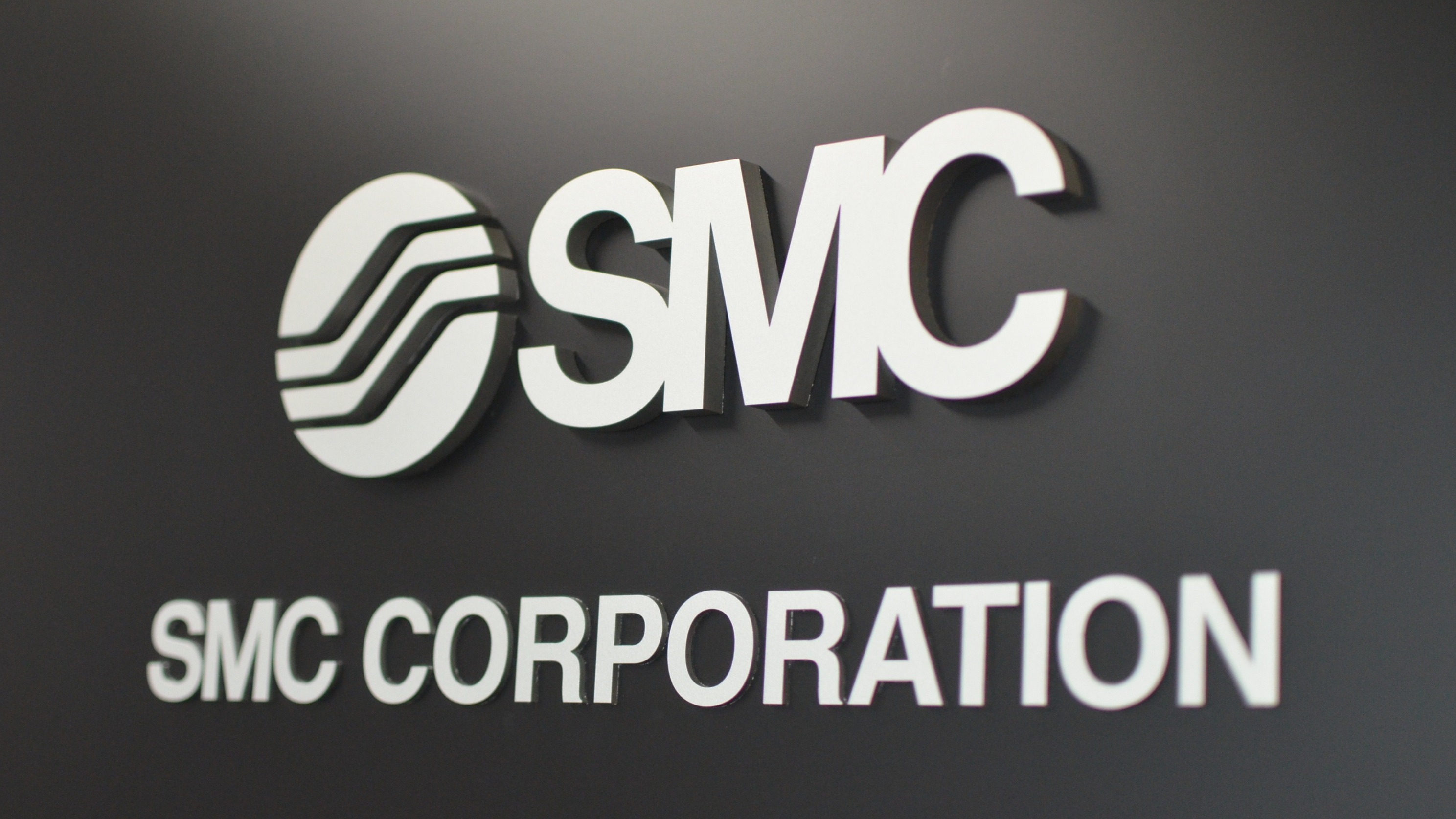 宅配便配送 Japan's SMC gets ahead by delivering robot parts speedily トップス